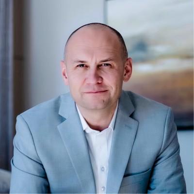 Adam Lancaster Gold Club